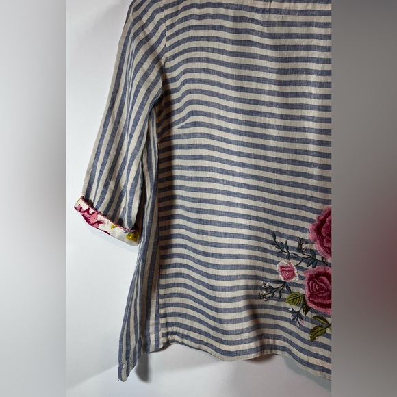 J Jill Shirt Womens Medium Petite Blue Stripes Linen Embroidery Floral Top - Picture 5 of 12